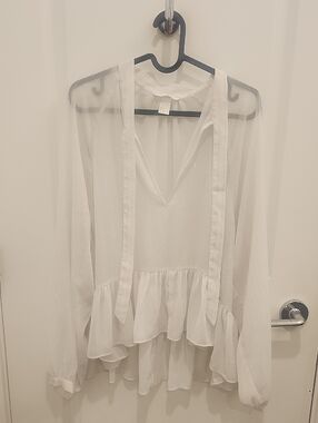 H&M Sheer White and Gold Ruffle  Hem Peplum Tie-Front Blouse Womens Size 12